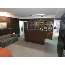 Oficina En Venta 242 M2 - Microcentro