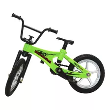 Cartela 1 Bicicleta De Dedo Verde Skate Park - Dm Toys