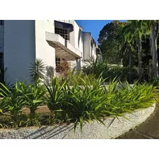 Hermosa Casa En El Parral Con Piscina Y Bellos Jardines Socc