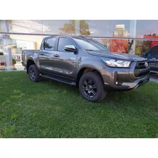 Toyota Hilux Sr 4x4 Automática 2.4l 2024 Gris Oscuro 0km