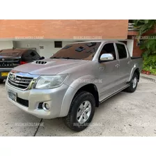 Toyota Hilux Srv Aut 4x4 Modelo 2015 Turbo Diesel