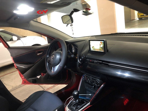 Led Premium Interiores + Hyperleds Reversa Mazda 2 Sedan Foto 5