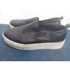 Panchas Negras Con Tachas Daniel Cassin N°37.