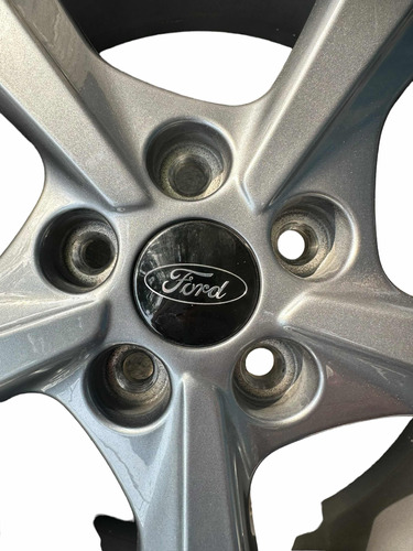 Rin 18 De Ford Escape 2020/2024 Aluminio 5-108 1 Pieza Ng Foto 3