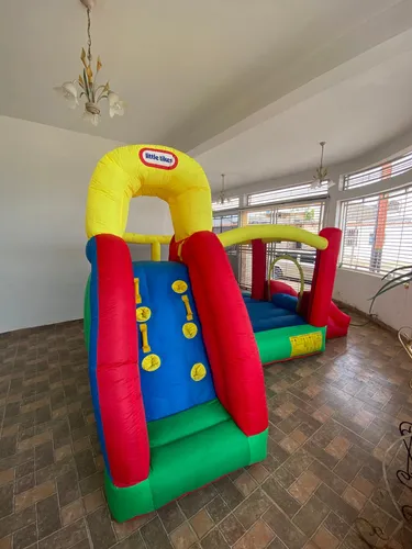 Primera imagen para búsqueda de castillo inflable