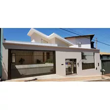 Casa Térrea Em São Carlos/sp Com Ótimo Acabamento E Localização Privilegiada (pq. Santa Mônica) 