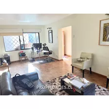 Casa En Venta De 3 Dormitorios En Providencia