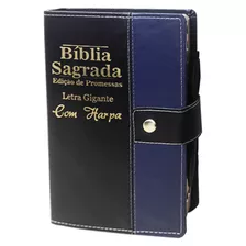 Bíblia Sagrada Letra Gigante - Preto C/ Azul - Botão E Caneta Revista E Corrigida - Com Harpa- 14x21 Cm