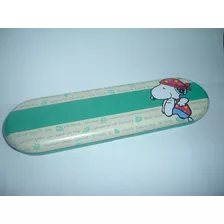 Estuche De Lata De Snoopy