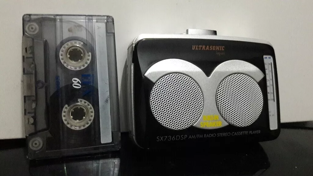 Walkman  Cassette  De Coleccion Con Parlantes 