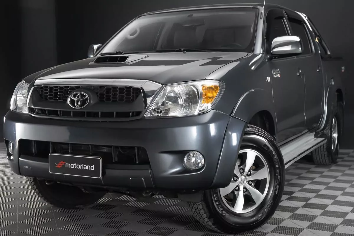 Toyota Hilux Srv Impecable! - Motorland Permuto / Financio