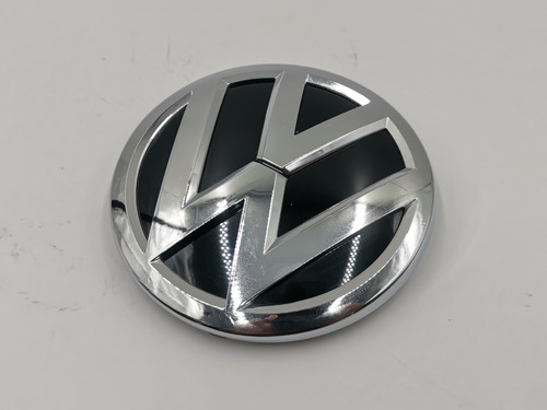 Emblema Parrilla Volkswagen Jetta Mk6 2015 2016 2017 2018  Foto 4