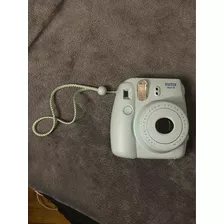 Cámara Analógica Fujifilm Instax Mini 8