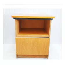 Mueble Baúl Rodante Con Estante Y Puerta Batiente