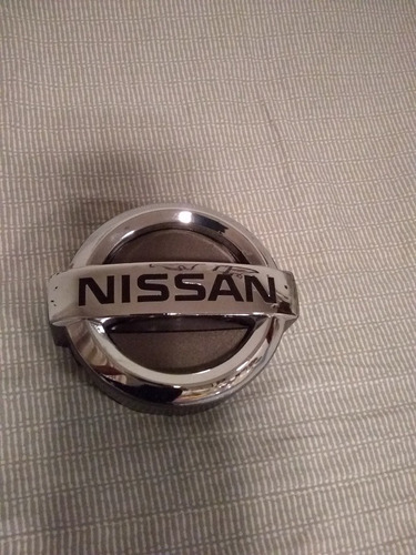 Emblema De Parrilla Nissan  D 21 Foto 2
