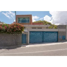 Casa En Venta Remodelada - Calle Cerrada Prados Del Este Mls #23-32864 Carmen Febles 19-01