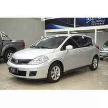 Nissan Tiida 1.8 S 16v Flex 4p Manual