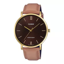 Reloj Pulsera Casio Dress Mtp-vt01 De Cuerpo Color Dorado, Analógico, Para Hombre, Fondo Marrón, Con Correa De Cuero Color Marrón, Agujas Color Dorado, Dial Dorado, Bisel Color Dorado Y Hebilla Simple