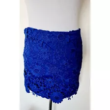 Falda Azul. Encaje Y Forro Elasticado Azul. Diseño Exclusivo