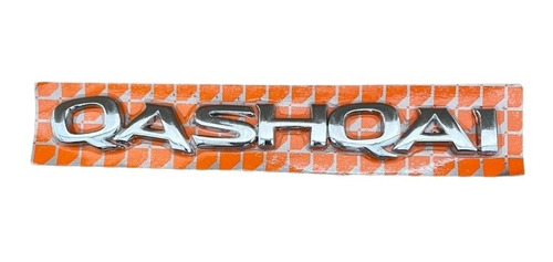 Emblema Nissan Qashqai (2008-2019). Foto 2