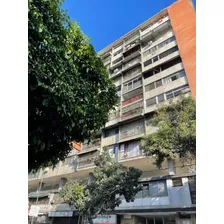 Apartamento En Alquiler. Los Ruices.