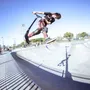 Tercera imagen para búsqueda de patines profesionales