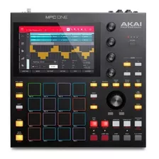 Sampler Secuenciador De Ritmos Akai Mpc One De 16 Pads Color Negro