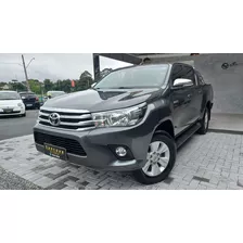 Toyota Hilux Cd Srv Awd 2017
