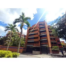 Apartamento En Alquiler En Campo Alegre 23-31988 Yf 
