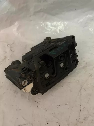 Fechadura Da Porta Traseira Esquerda Da Amarok 2015