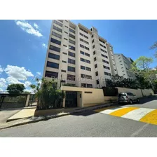 Apartamento En Alquiler, En Colinas De Valle Arriba 24-19000 Garcia&duarte