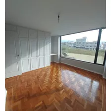 Departamento Amoblado Sector Norte De Quito En Venta Trato Unico Dueño, Seguridad, Excelente Estado.