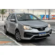 Toyota Etios Sedan X 1.5 Flex + Gnv Completo 2018