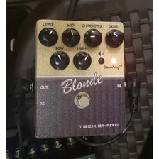 Tech21 Character Series Blonde Pedal Amp Sim 