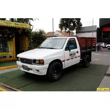 Chevrolet Luv Estacas 