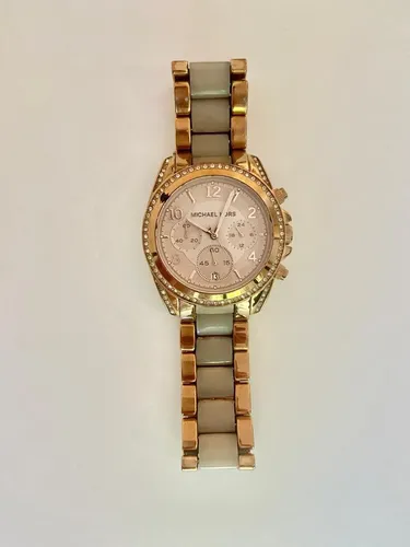 Tercera imagen para búsqueda de reloj original michael kors chapa de oro