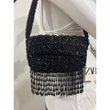 Cartera Zara Para Mujer Tejido Con Mostacilla 37 Cm Alto 23 