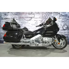 Honda Goldwing 1800cc, Potentemente Elegante