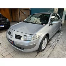 Renault Megane 2.0 Dynamique Sedan 16v Gasolina 4p Automátic