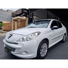 Peugeot 207 Sedan Passion Xs 1.6 Flex 16v 4p Aut 2013