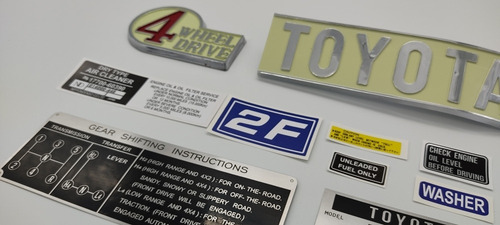 Toyota Land Cruiser Fj40 Emblemas 5 Cambios  Foto 5