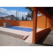 Casa Com Piscina Reformada Proxima Da Praia