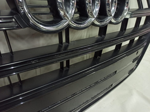 Parilla Audi Sq5 Sline Negro Piano Original 2018 Detalles Foto 5