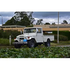 Toyota Landcruiser Fj45