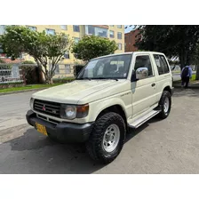 Mitsubishi Montero 1994 2.6 V12