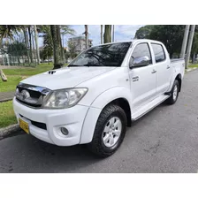 Toyota Hilux 2011 3.0 Srv