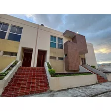 Townhouse En Venta Ubicado En El Conj. Res. Altos De Aricagua, Mañongo El Rincón, Naguanagua.