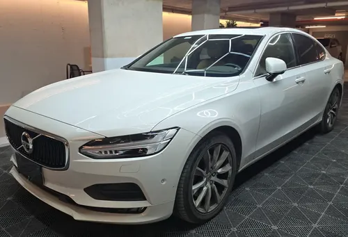 Volvo S90 D5 Momentum 4X4 2.0 Aut