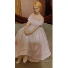 Porcelana Figura Mujer Royal Doulton Heather Año 1981