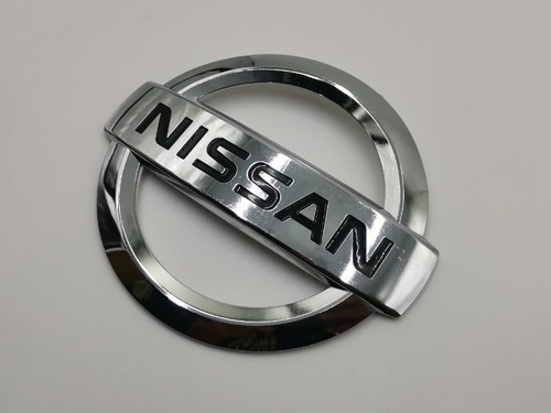 Emblema Delantero Nissan Versa 2020 2021 2022 Generico Foto 2